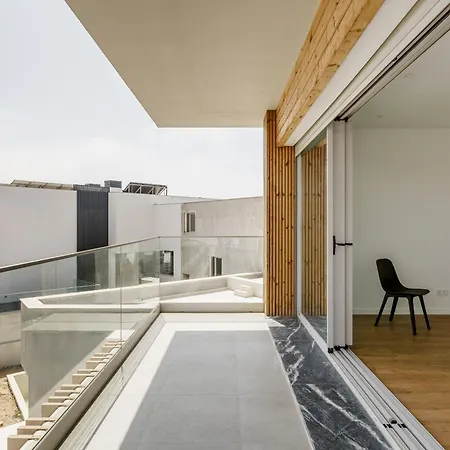 Lilac With Swimming Pool Villa Cascais