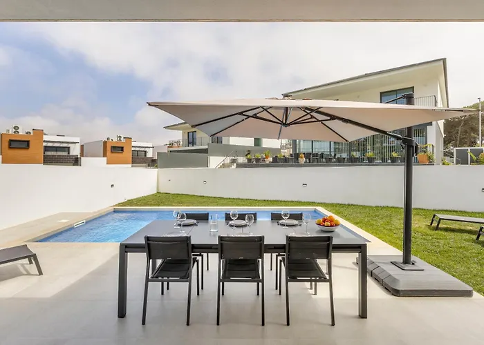 Lilac With Swimming Pool Villa *