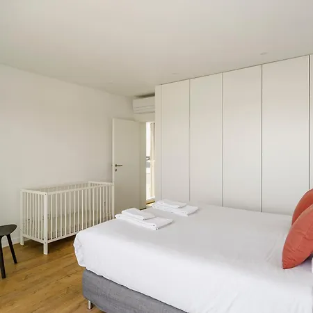 Lilac With Swimming Pool